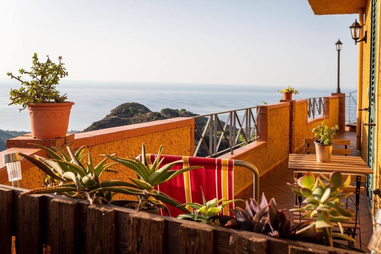 Marachìa Apartment Savoca Esterno foto